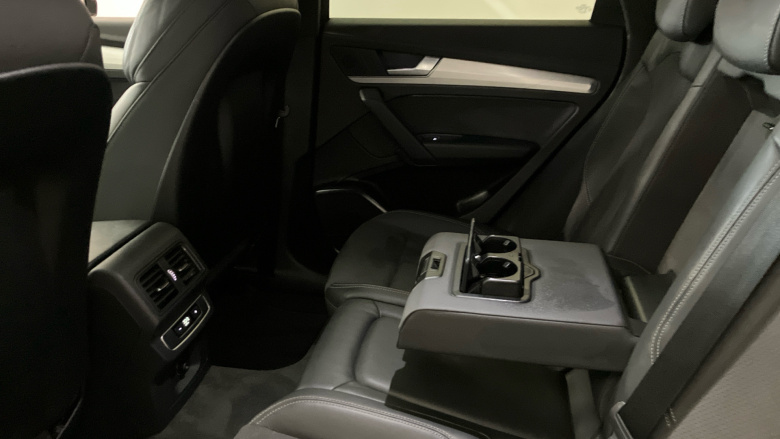 Audi Q5 50 TFSI e Quattro S Line 5dr S Tronic Estate